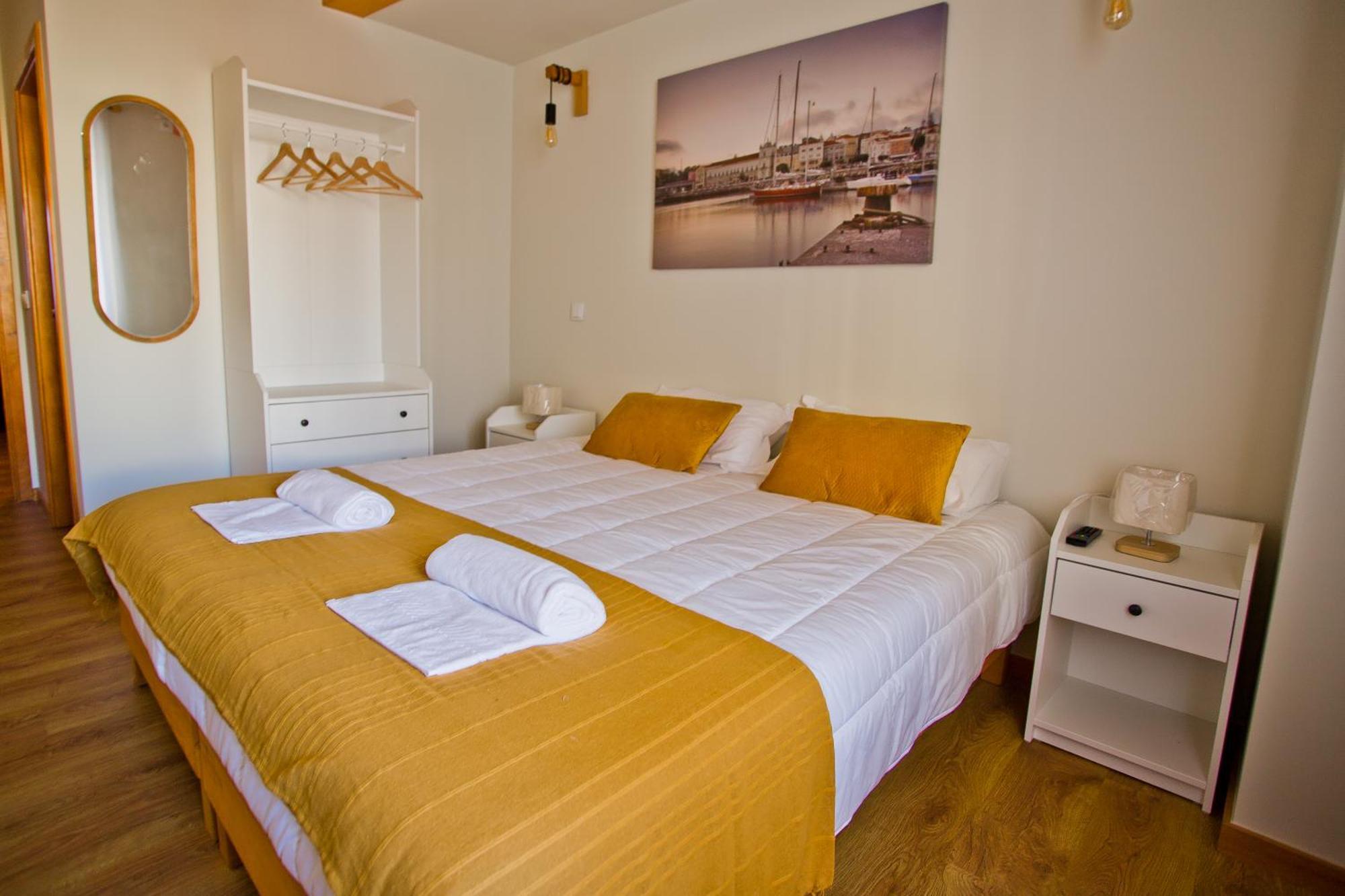 Guest House 10 De Agosto Figueira da Foz Dış mekan fotoğraf